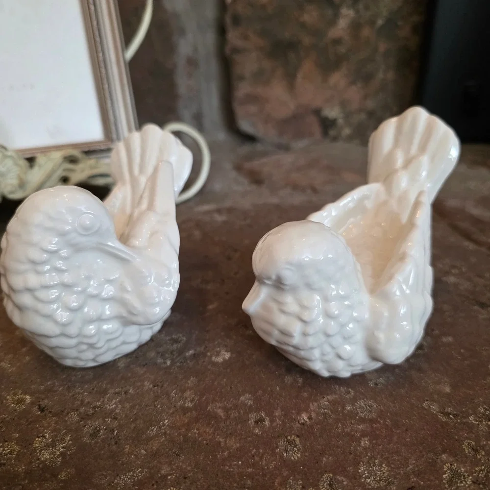 Vintage White Ceramic Dove Love Bird Figurines Glossy Set of 2 cottagecore